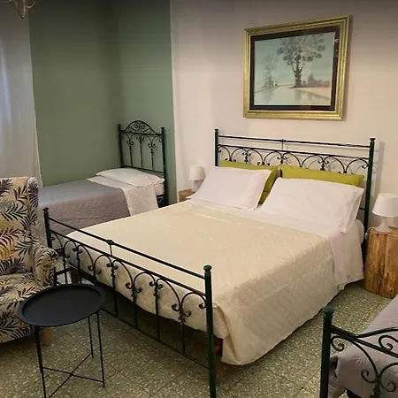 B&B Al Cavaliere 로리카